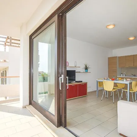 2 Bedroom Stunning In * Marina di Ragusa